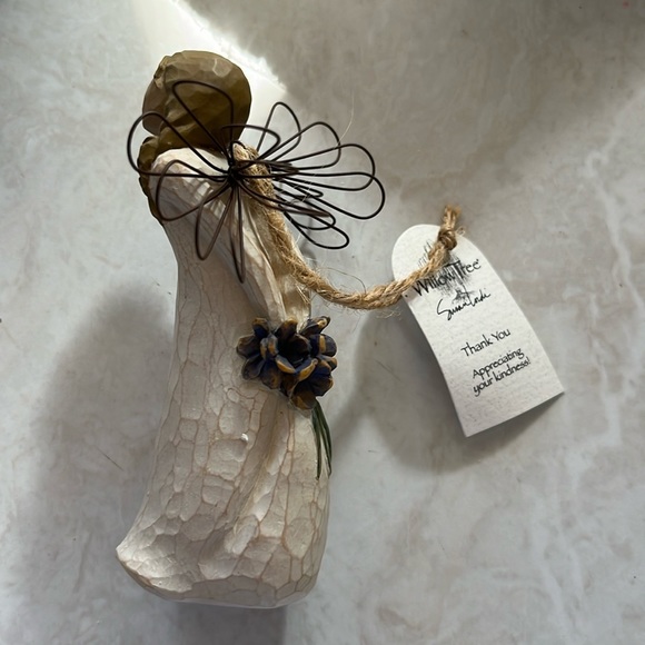Willow Tree Thank You ornament with original tag, packaging, and box. - Picture 1 of 5